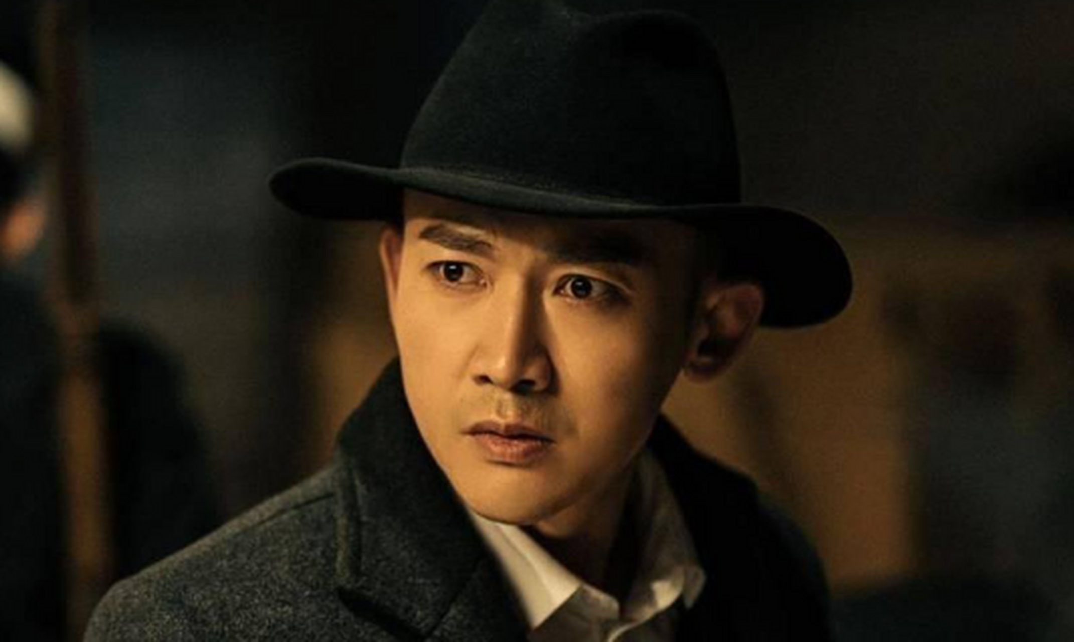 谍战剧《暗夜与黎明》以1943和1949年为背景,展现抗战和解放战争时期