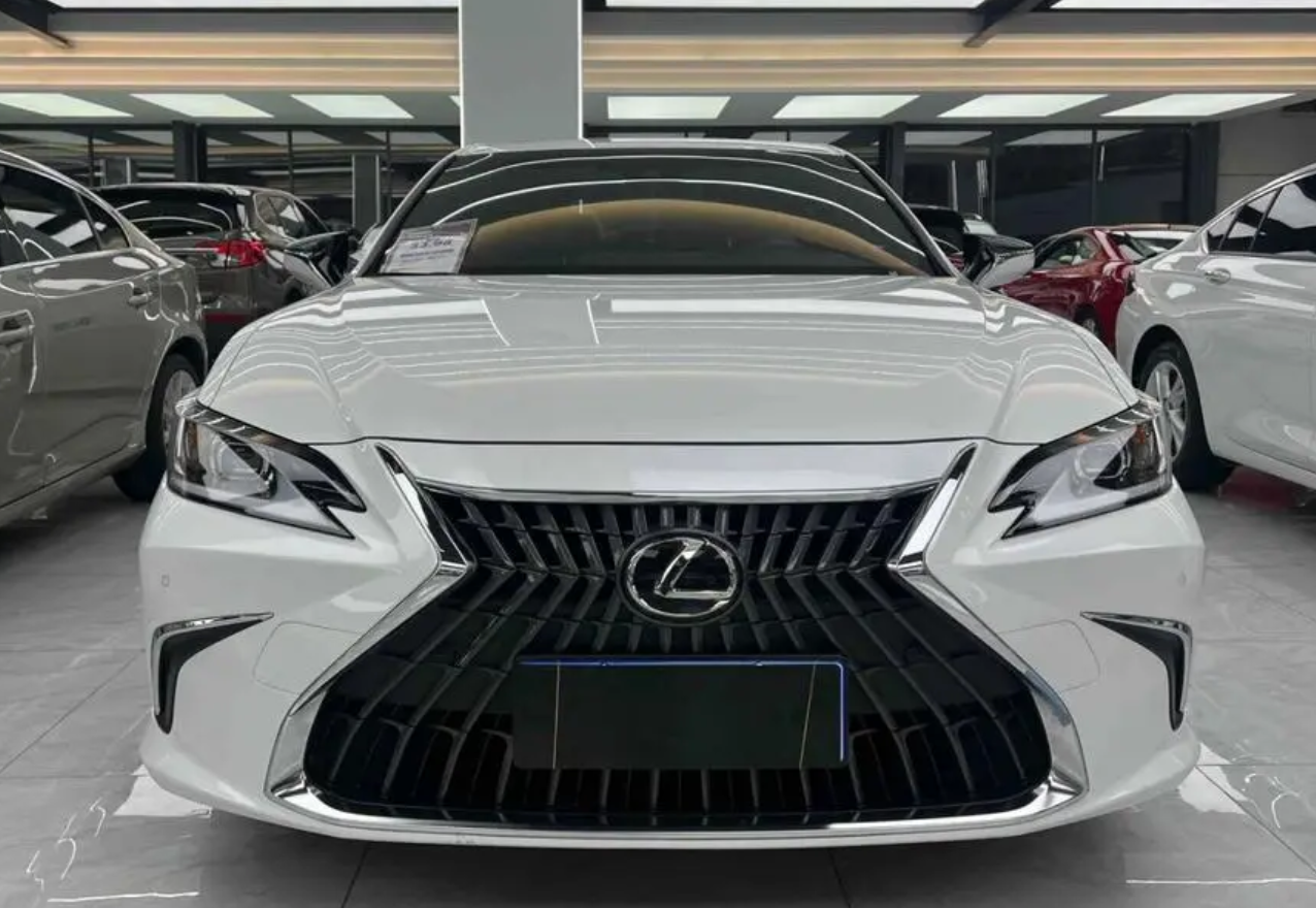 2022款雷克萨斯es动力强劲,但价格真的值得吗?