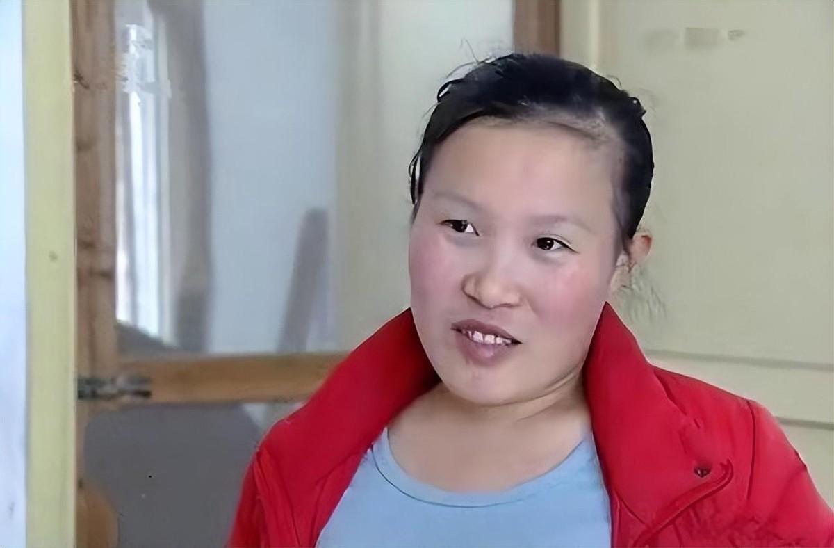 回顾26岁湖南女子嫁71岁老汉:老人已安葬,女子巧妙回应是否改嫁