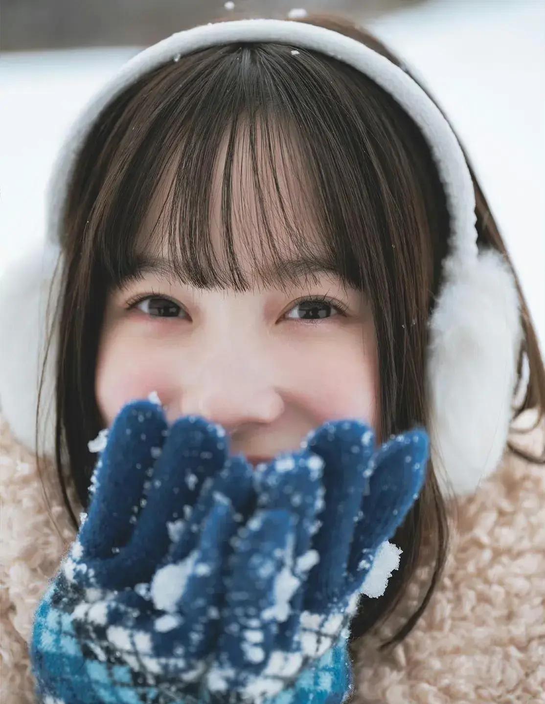 冬季林间的本田纱来