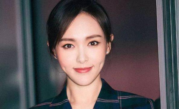 唐嫣告别"傻白甜"称号,成功上位的背后,没有大家想的那么简单