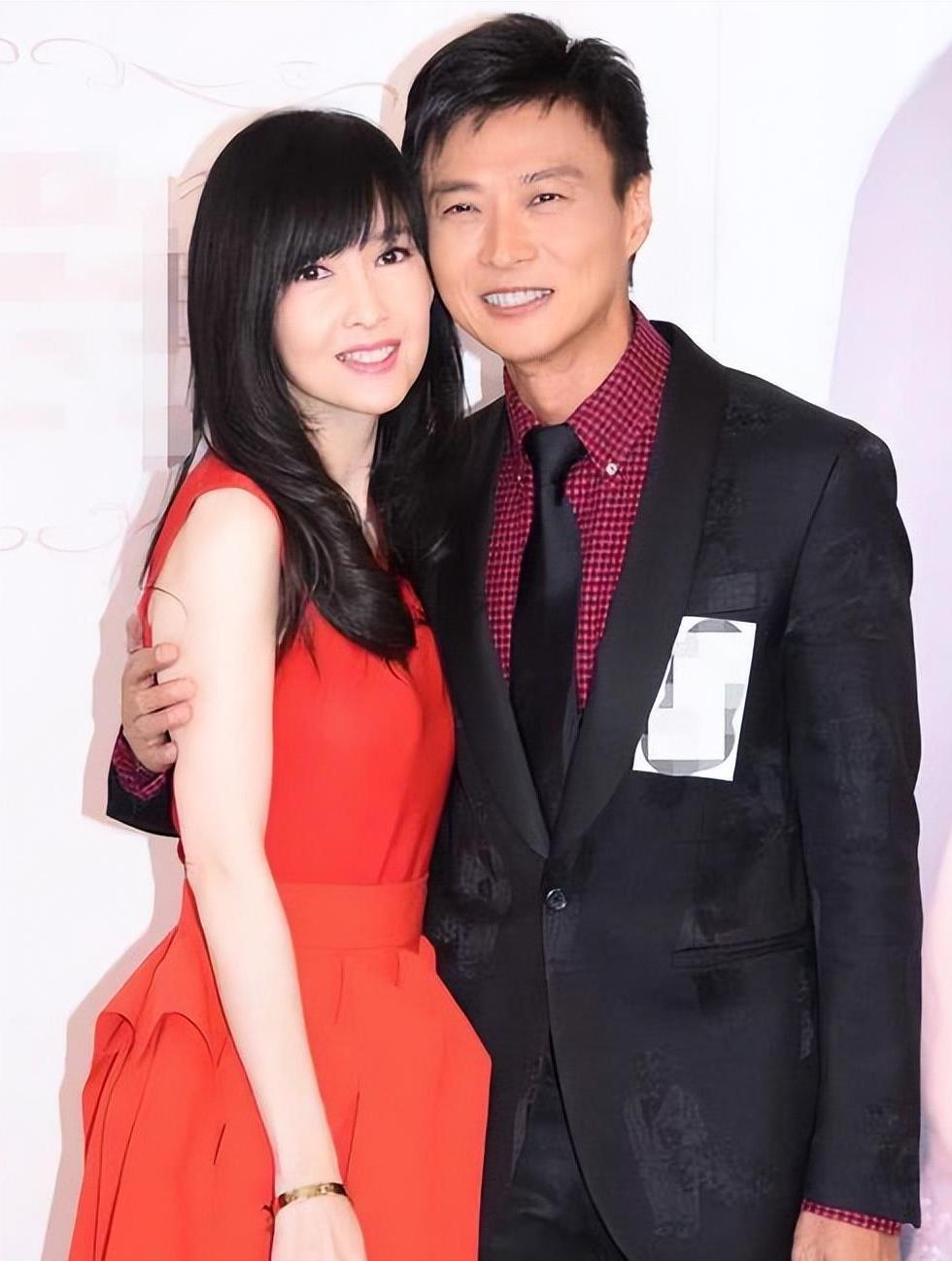 回顾吴君如吐槽周慧敏,人前人后不一样,褪去表象的真实周慧敏