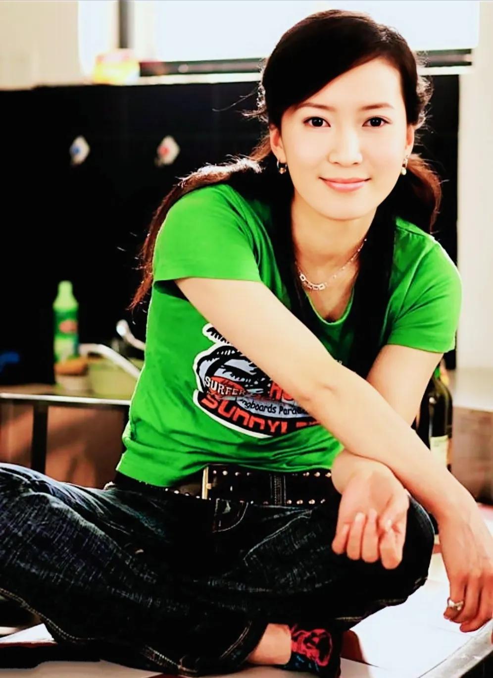 胡小庭:她45岁只演配角,观众认识叫不出名