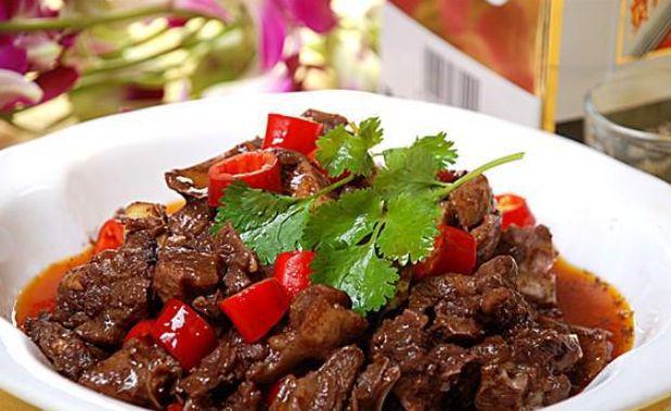 湖南最被低估的城市,如何捧出湘菜的巅峰之作?