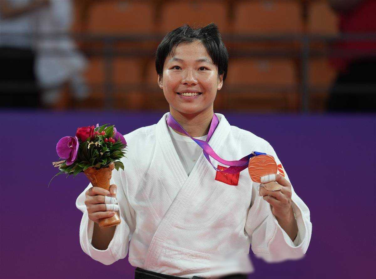 湖北柔道运动员冯莹莹荣获"省直机关最美巾帼奋斗者"称号