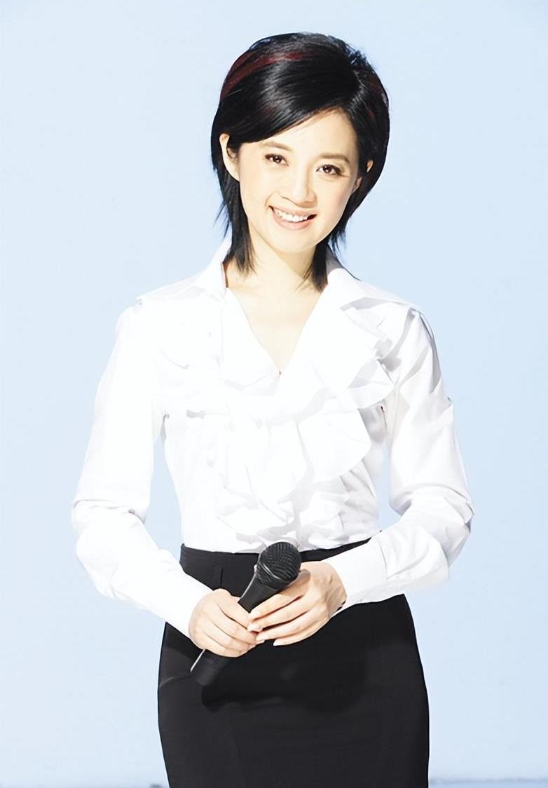 被央视开除的3位女主持,知三当三,个个毁三观,有人沦为阶下囚