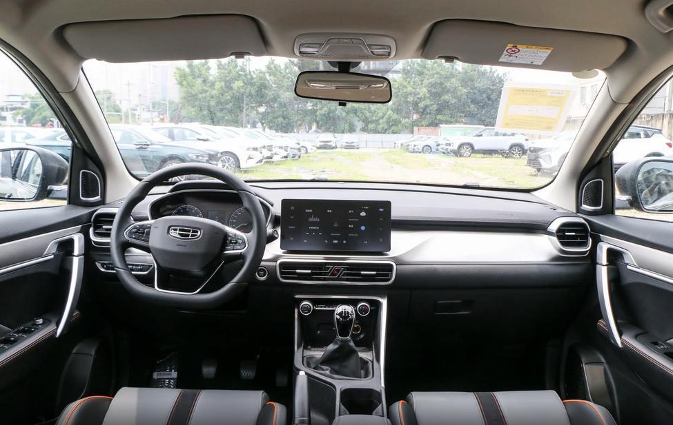 8万块落地手动挡suv?吉利缤越这车怎么样,试驾体验还不错