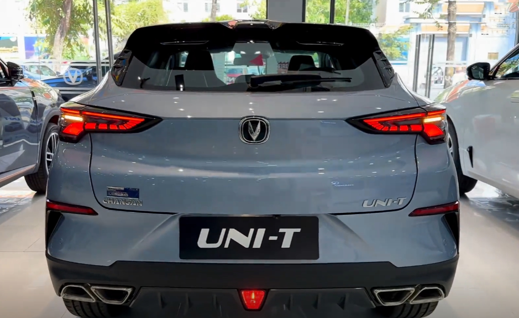 2023款长安uni-t,1.5t 188马力 7dct,10.59万起售!