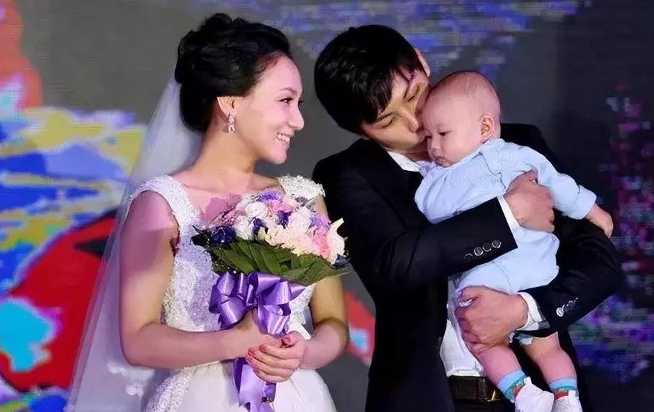 奥运冠军陈玘:与前妻离婚后娶小11岁老婆,如今有儿有女生活美满