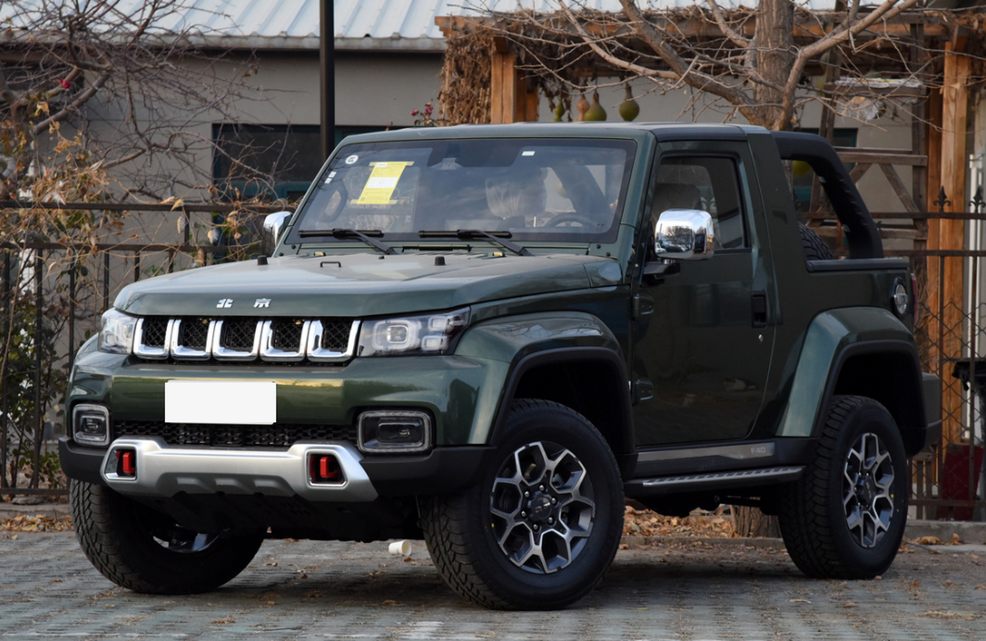 研究市场发现北京f40皮卡冷门但性价比高,外观复古有趣,适合越野发烧