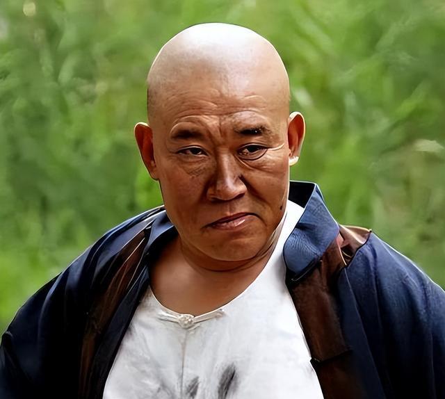 吓哭马思纯,为电诈头目庆生,"歪嘴"杜旭东终于迎来了今天!