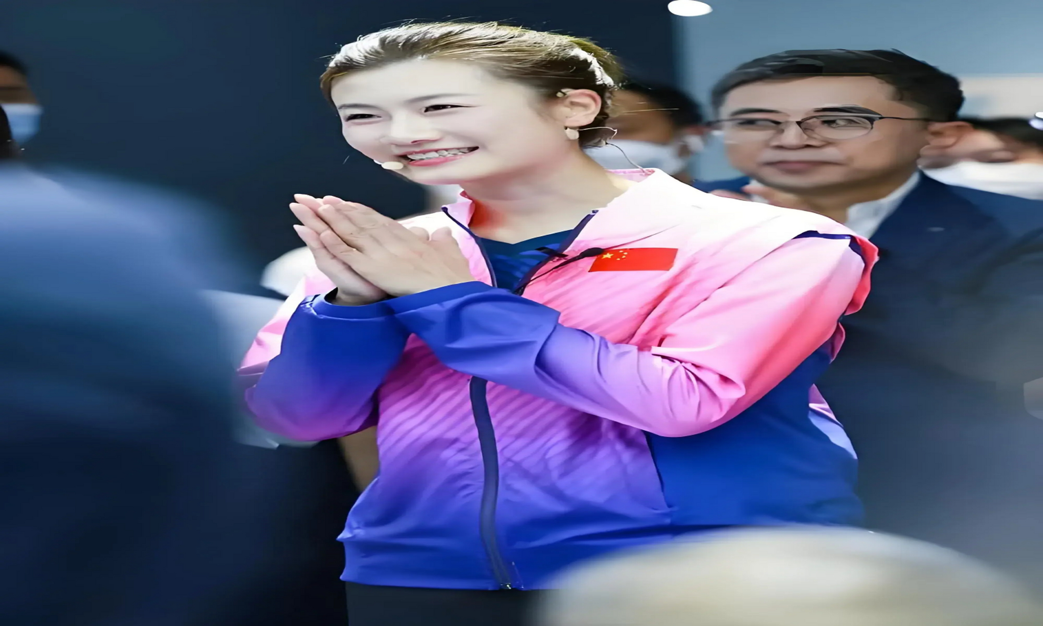 国乒运动员们展示了他们的手机品味,刘国梁,马龙,张继科和刘诗雯分别