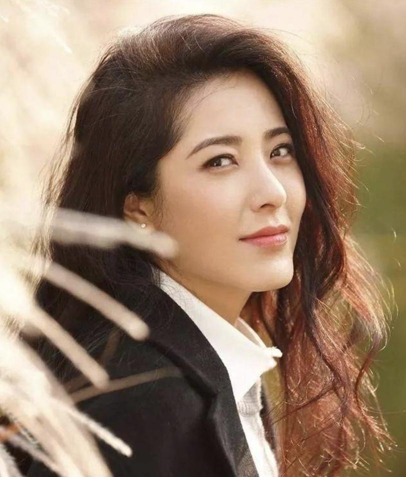 貌美如花却至今未婚的几位大龄女星,各有各的苦衷