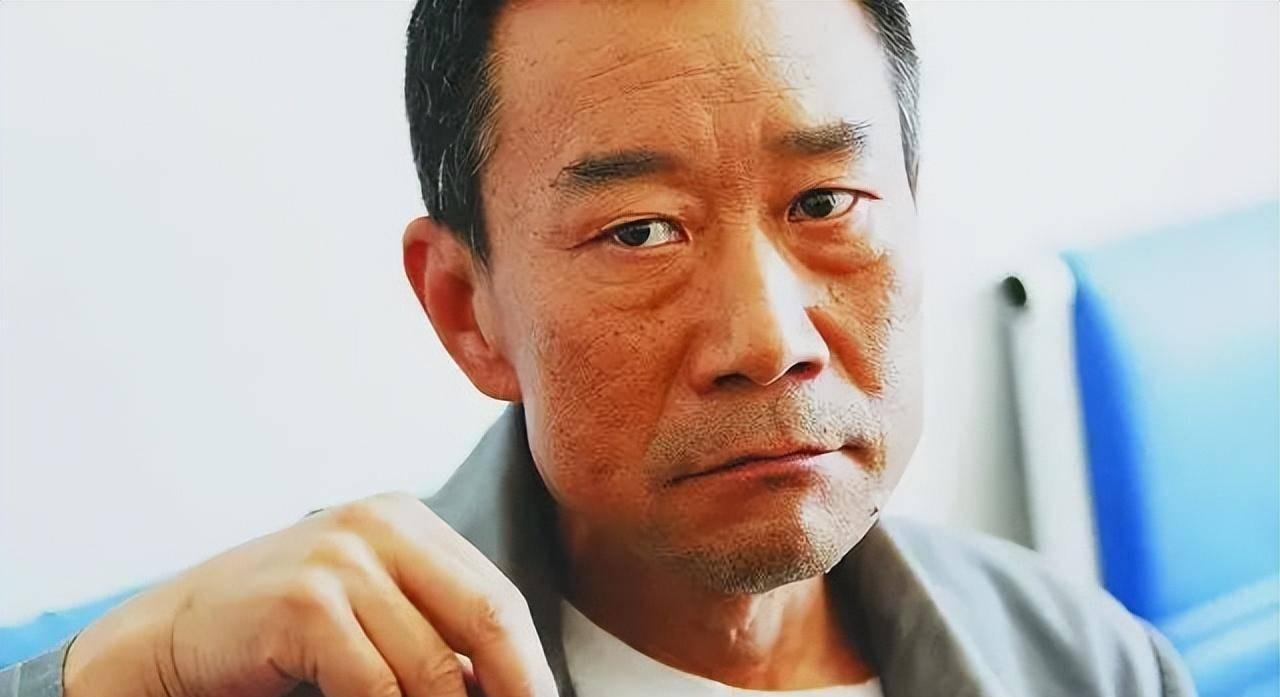 李雪健的儿子竟是他!我们其实早已熟知,真是青出于蓝而胜于蓝