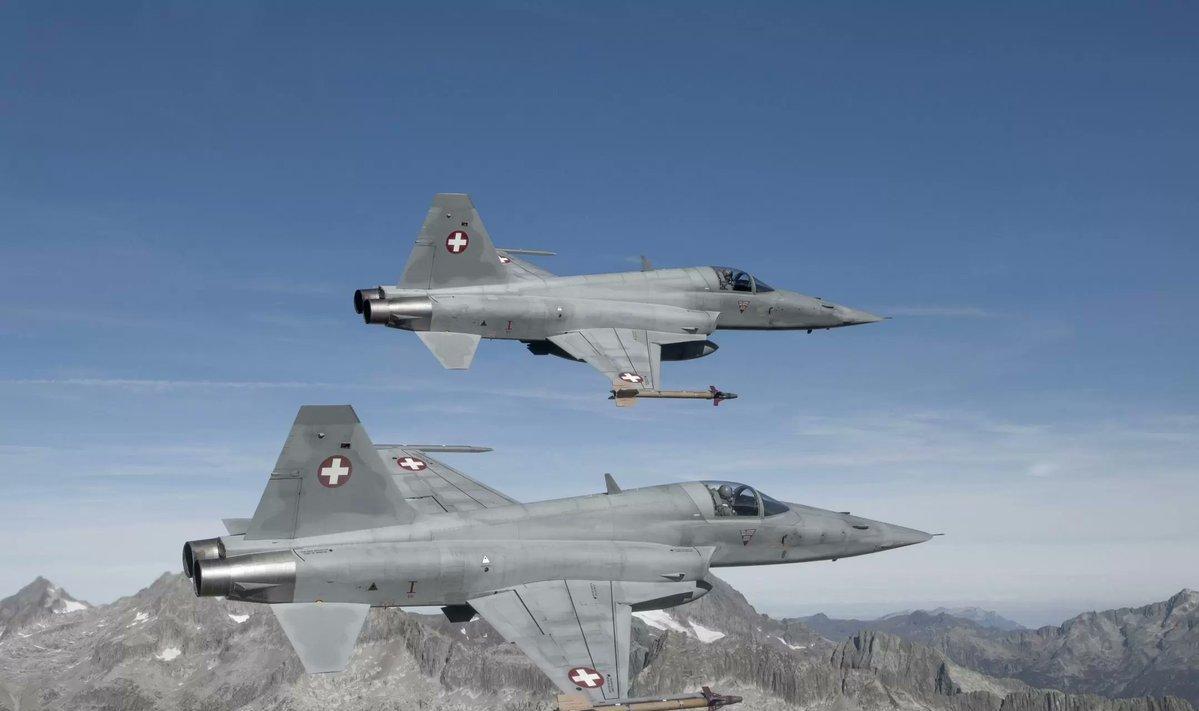 欧洲多国换装五代机,回购退役战斗机,模拟歼20,美军捡到了便宜
