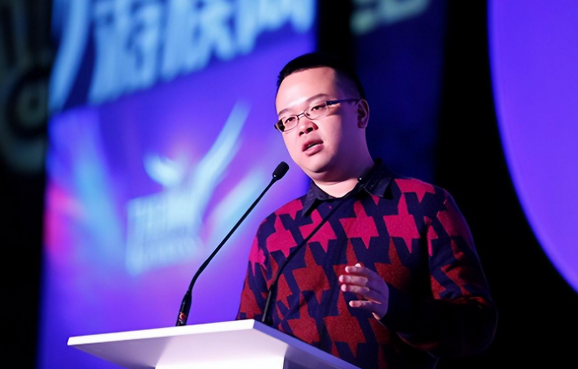 林奇,生于温州商贾之家,曾沉迷游戏,后成为a股上市公司游族网络掌门人