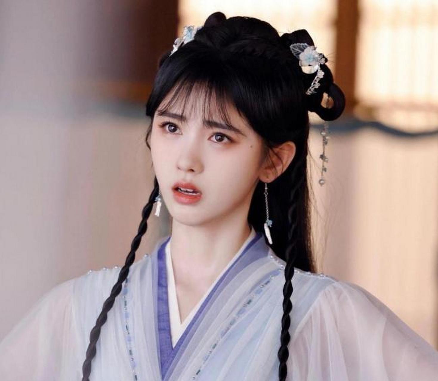 刘浩存,古力娜扎,欧阳娜娜和鞠婧祎等女星,虽长相出众,却因演技不佳让