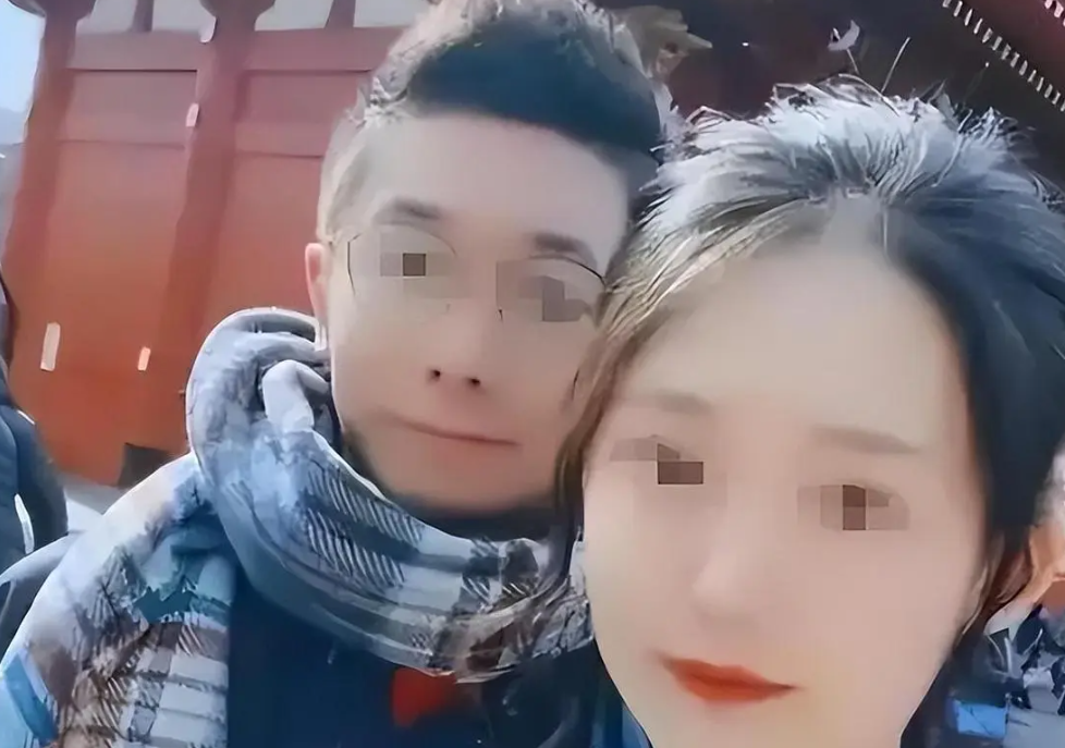 北大包丽第一任男友图片