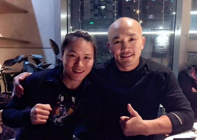 闫晓楠老公被扒!夫妻常年禁欲聚少离多,网友:这哥们有钱