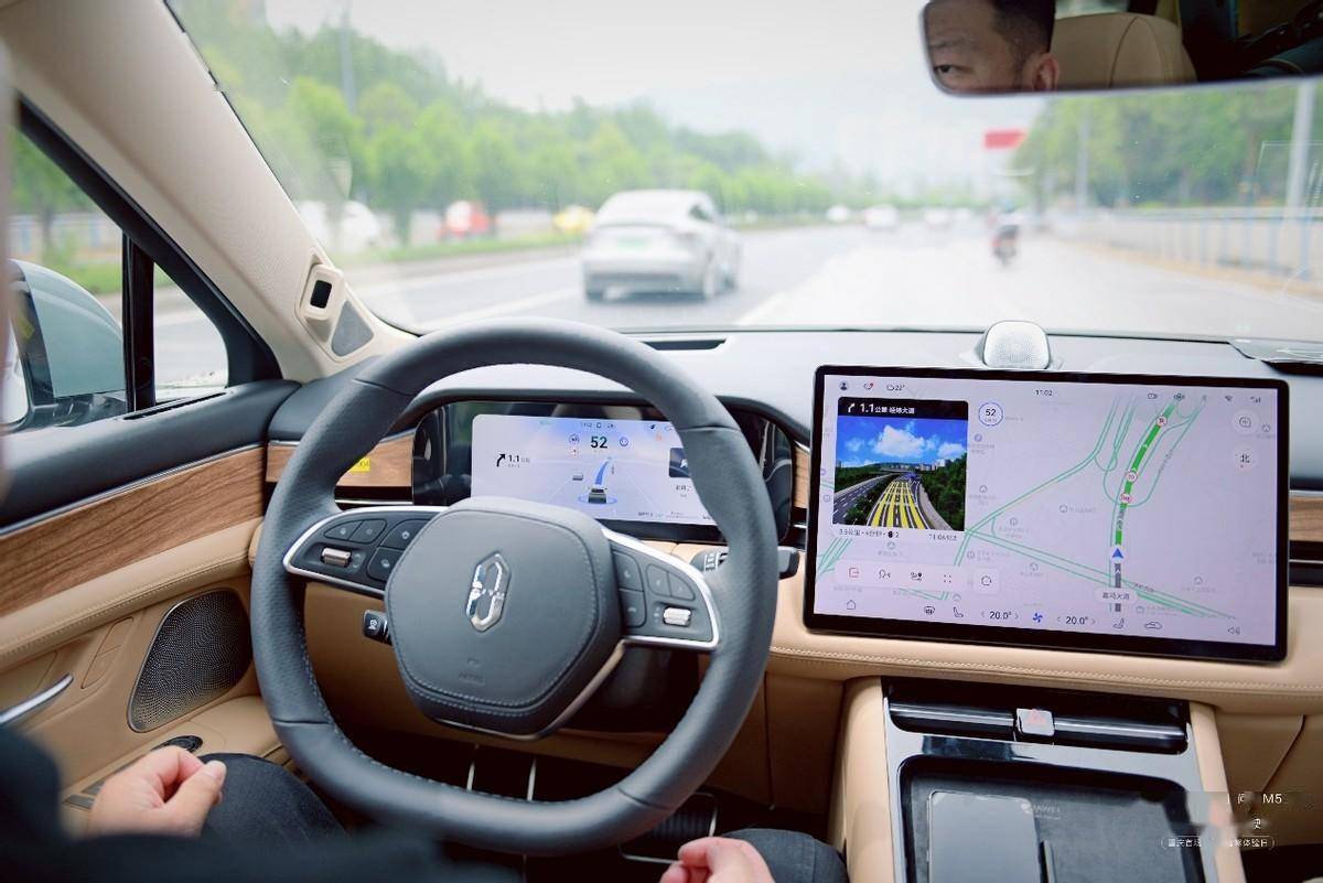 丰田汽车终于想通了,找华为合作智能驾驶,为何国产品牌不用呢?