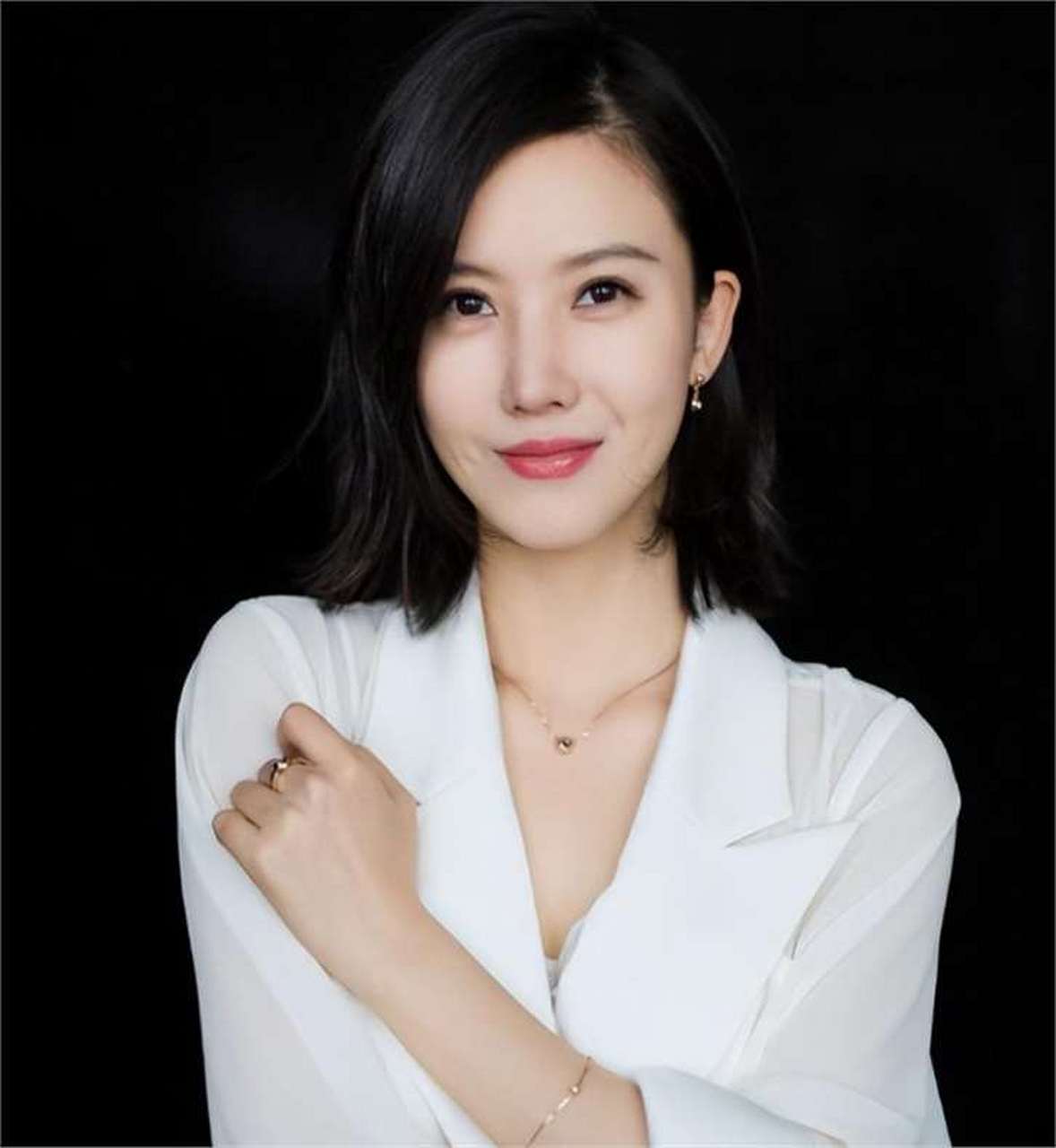 揭秘杨子姗:从音乐系学生到走红女演员,她如何逆袭?