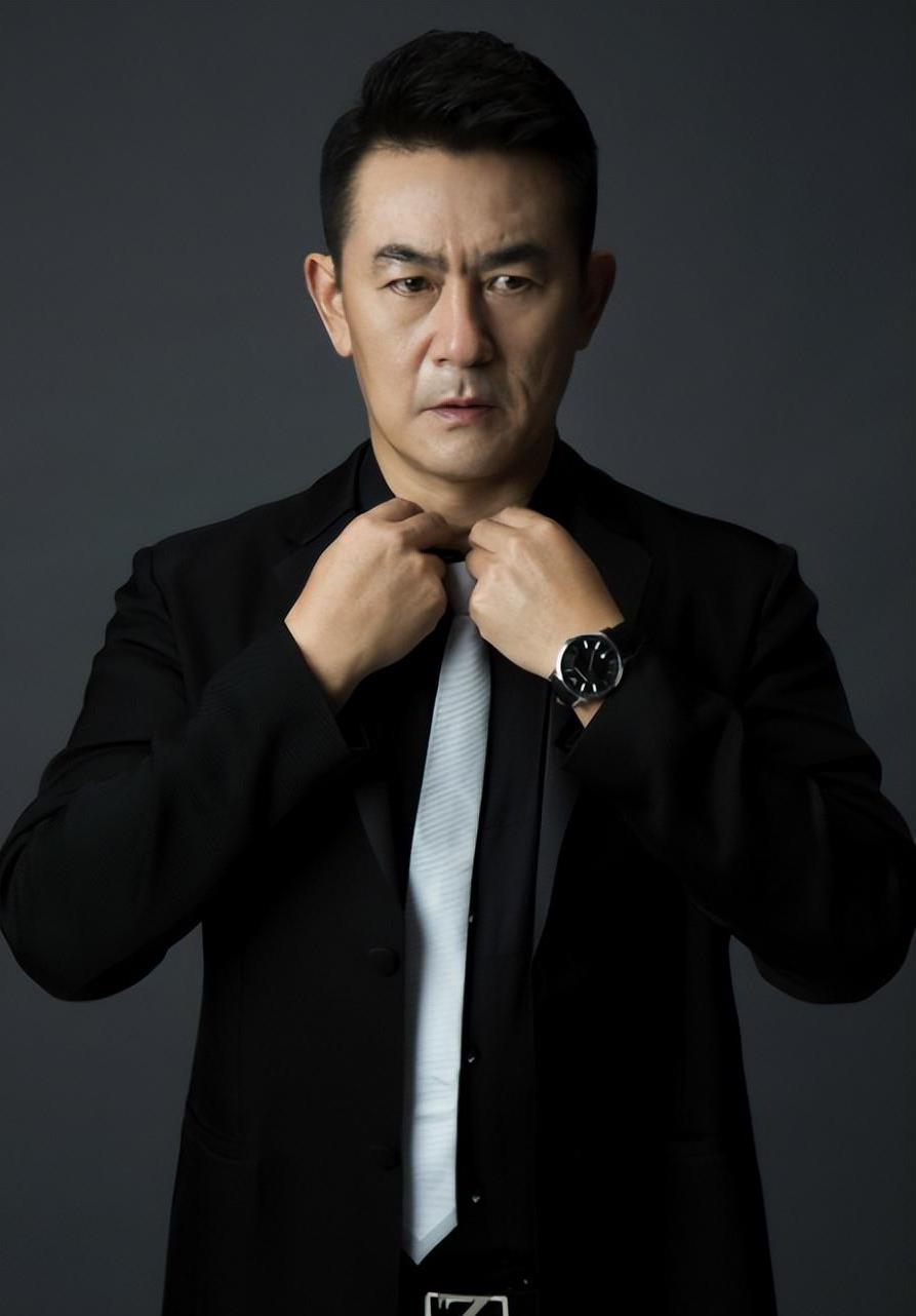 著名演员李洪涛:我这辈子最正确的决定,就是娶了一个平凡的妻子