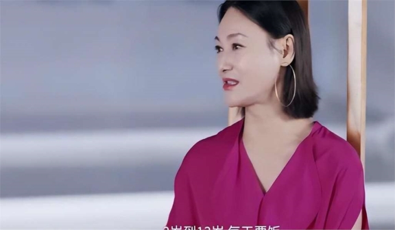 香妃母亲韩秀云:女儿遇难,丈夫殉职,儿子绝症离世,这一生太苦