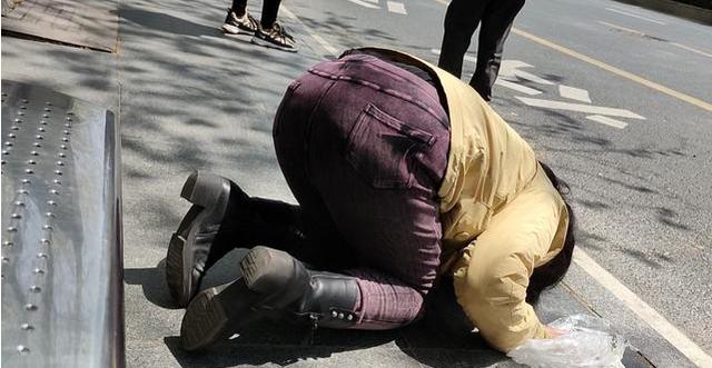 翻山越岭到了男友家,一见面就让怀孕的我跪下,不服就被关了起来