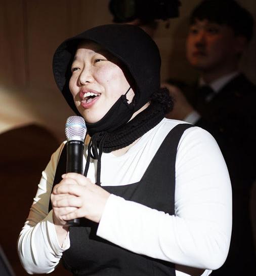 韩国女星朱善玉台上晕倒后去世,低调捐赠器官已下葬死因曝光