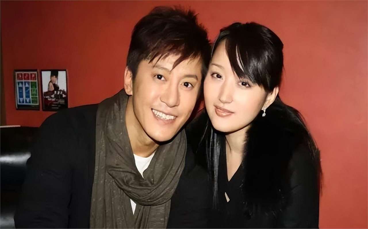 杨钰莹至今未婚:我这辈子最不后悔的事情,就是曾与赖文峰相爱过
