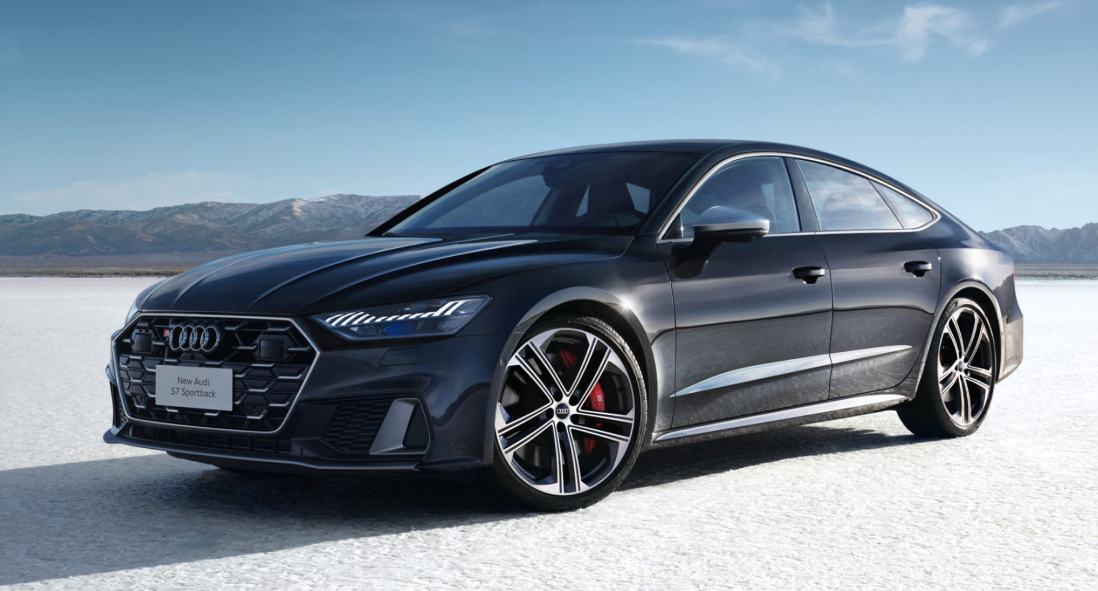 招蜂引蝶的高阶美感,新款奥迪s7 sportback上市