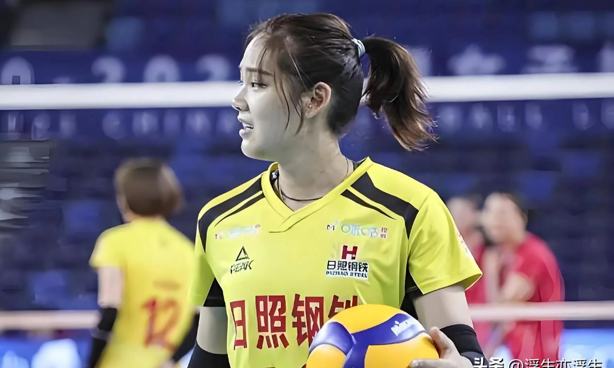 山东女排3-0战胜北京女排晋级四强,孙杰发挥出色,全场压制对手.