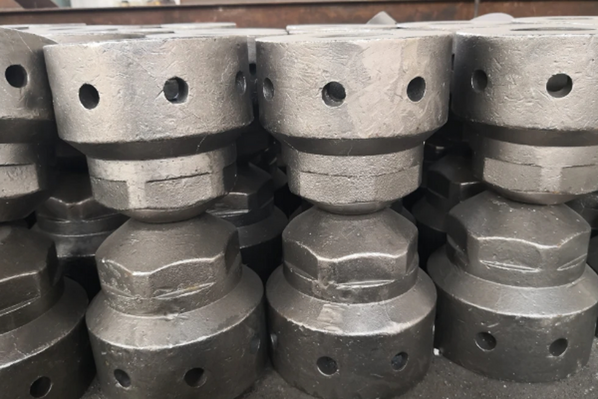 铸钢材质,确保均匀布风和流化效果.