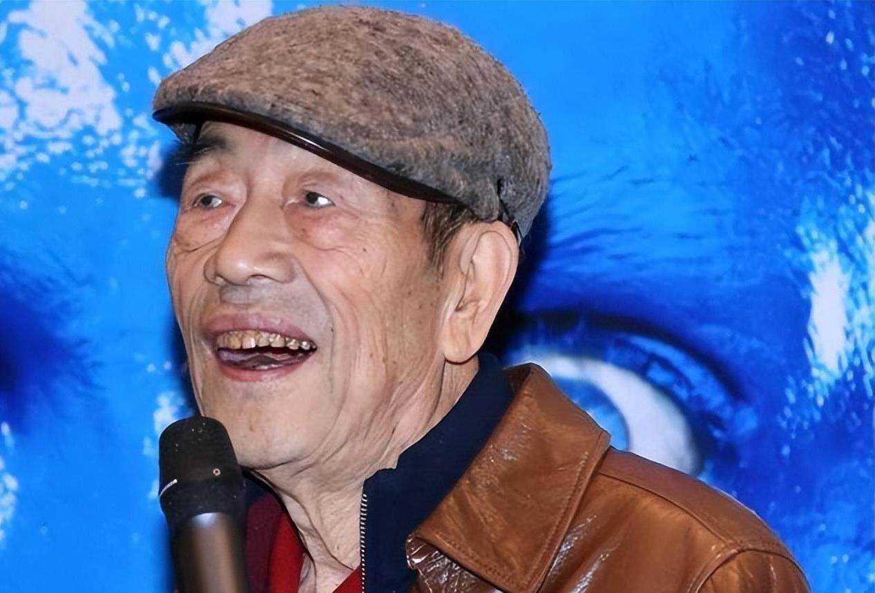 "喝酒吃肉,抽华子",92岁的杨少华,在享福的路上越走越远!