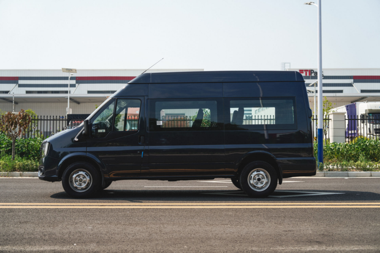 百里油耗破纪录!江铃福顺节油大赛引领轻客行业绿色发展