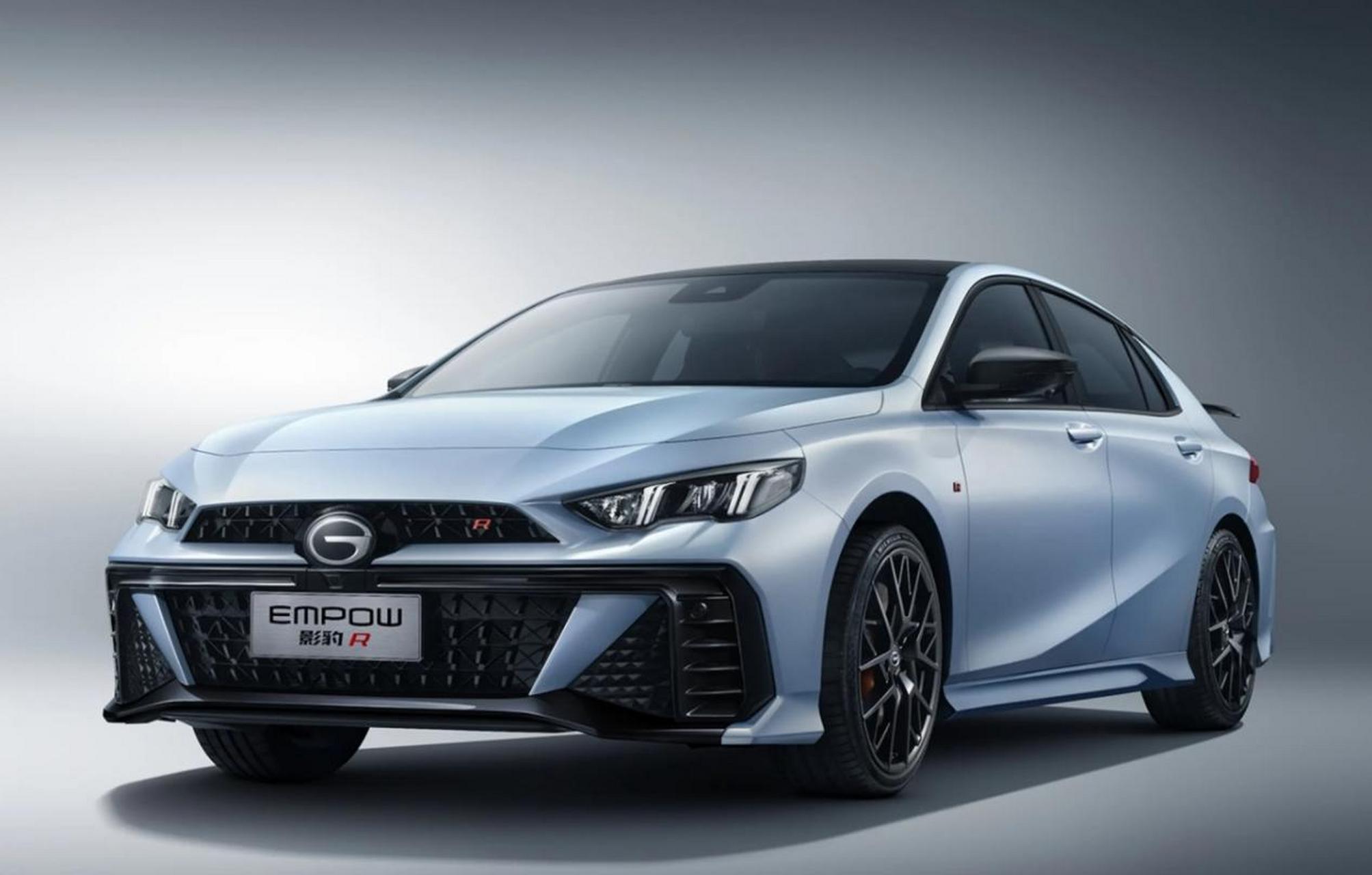 2024款传祺影豹共4款车型,价格区间为11.80-15.80万元.