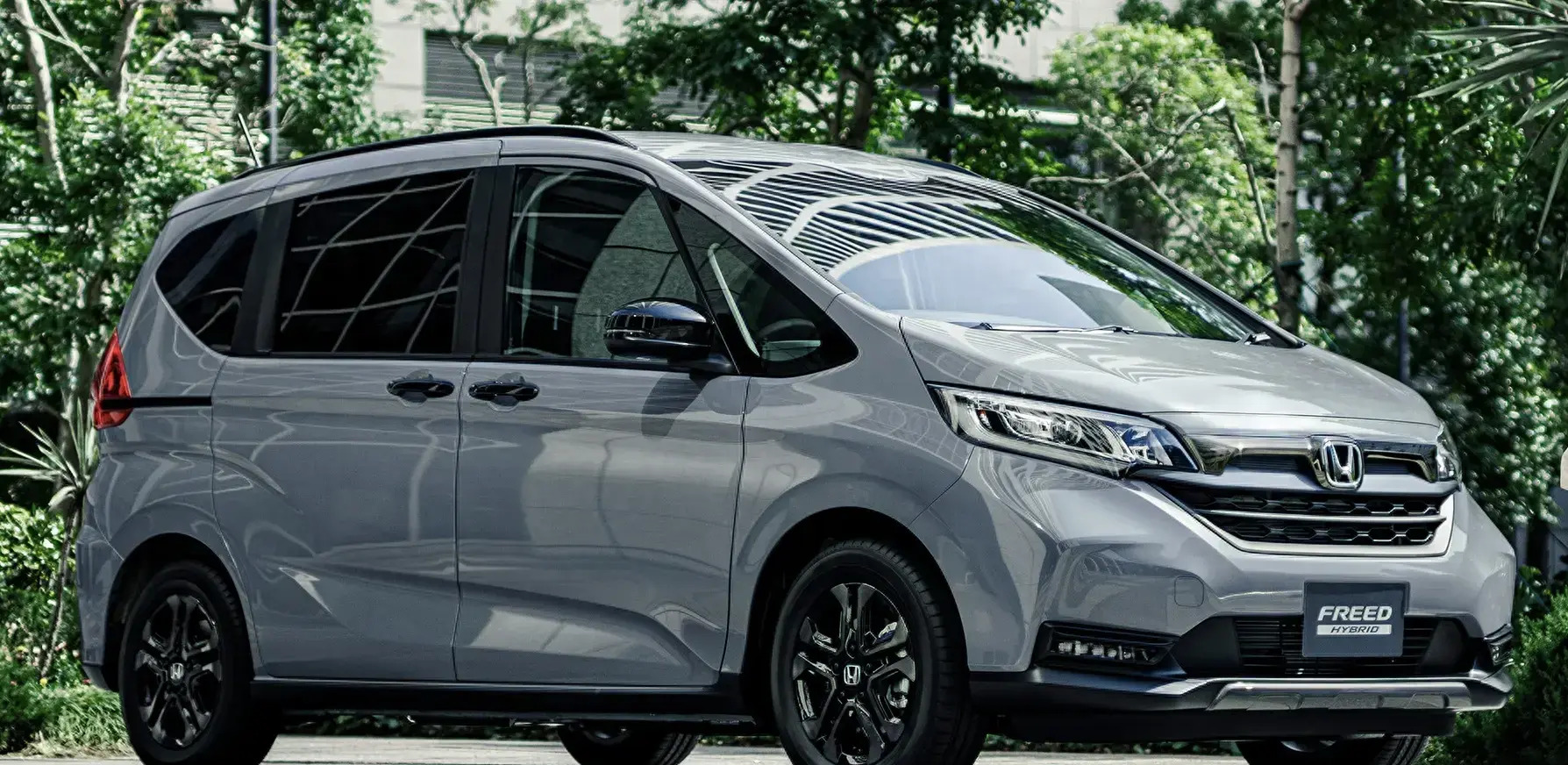 本田freed官图曝光:四驱侧滑门,飞度同平台小型mpv来袭