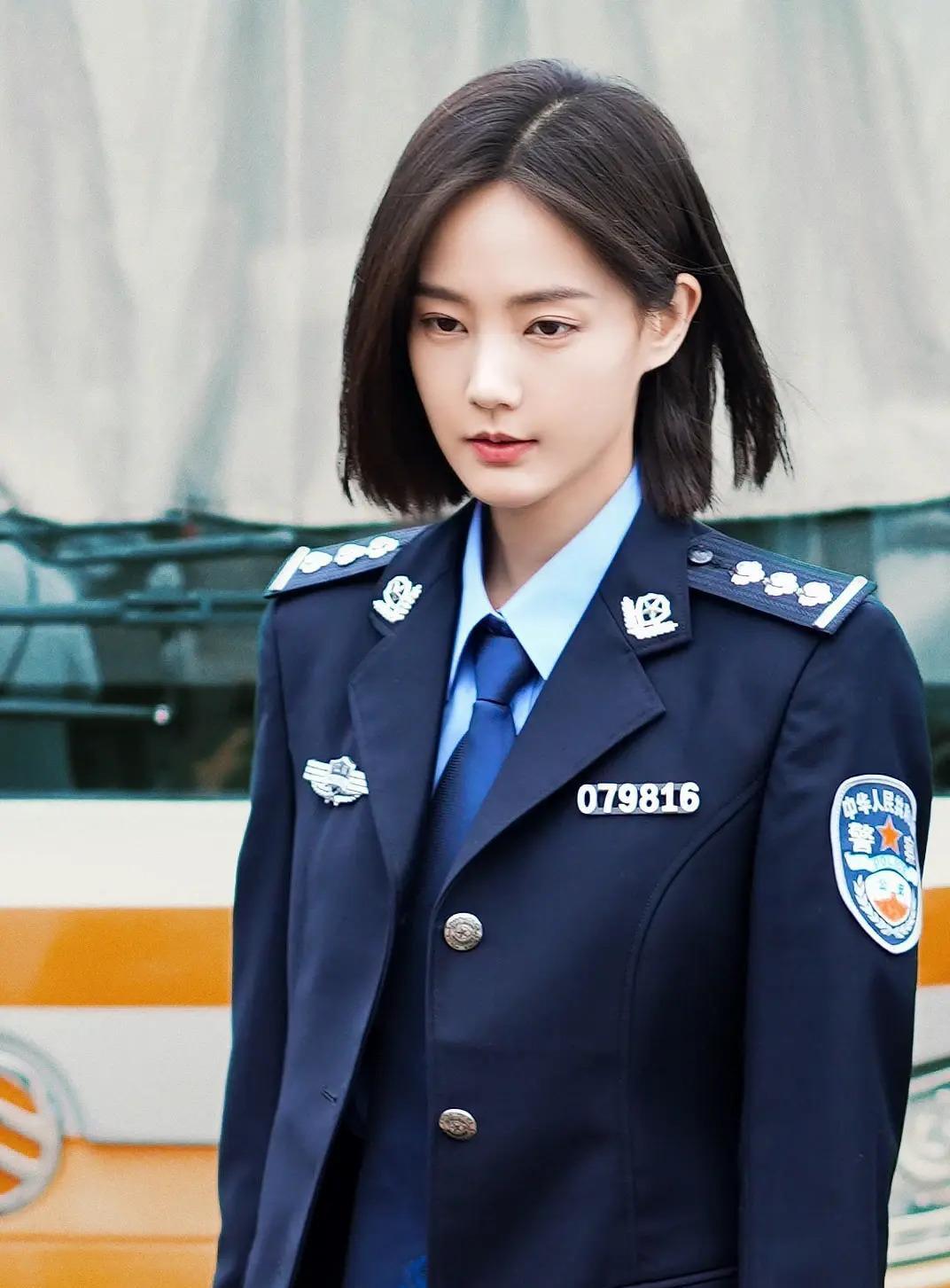 李一桐新剧《不可告人》5月8日强势上线,敬请期待!