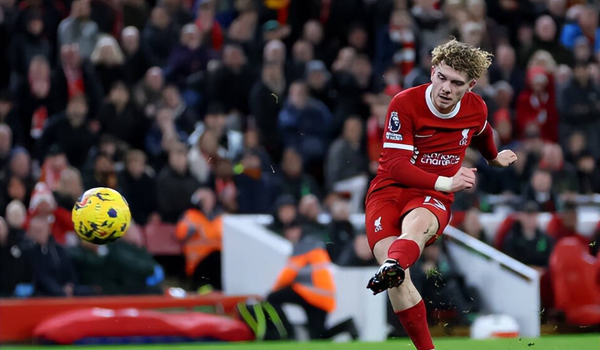 利物浦战维拉:日本国脚vs大英帝星,萨拉赫克波双锋霸气出击!