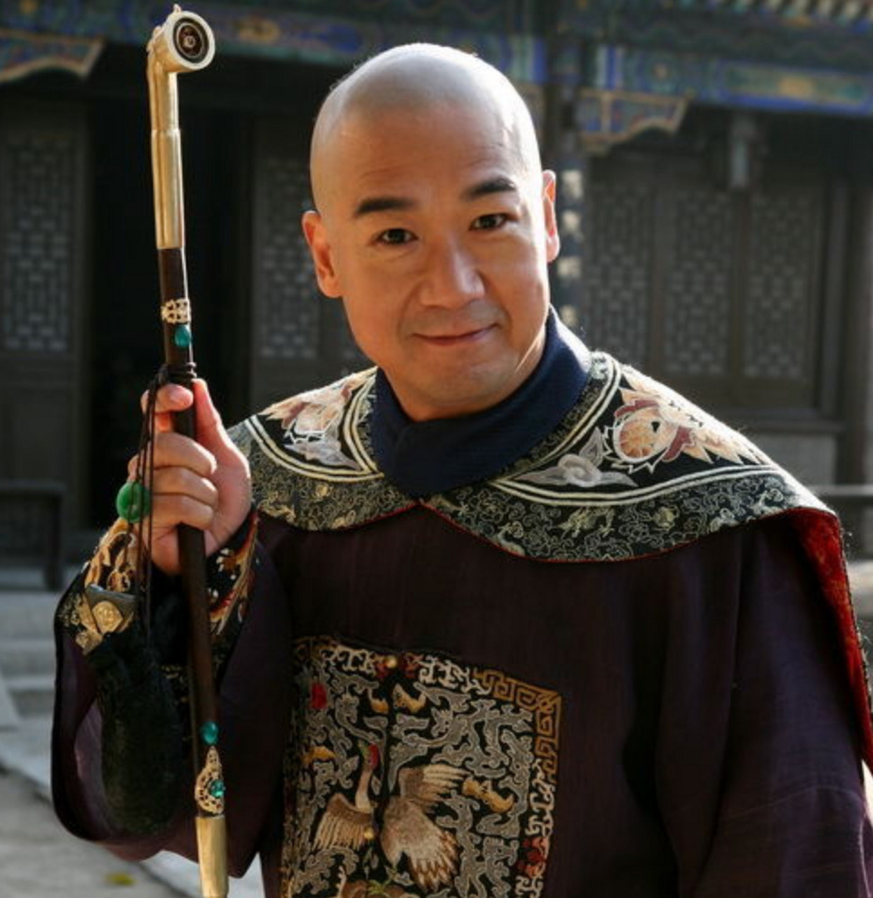 《铁齿铜牙纪晓岚》中的"铁三角"张国立,王刚,张铁林在《老家伙》中
