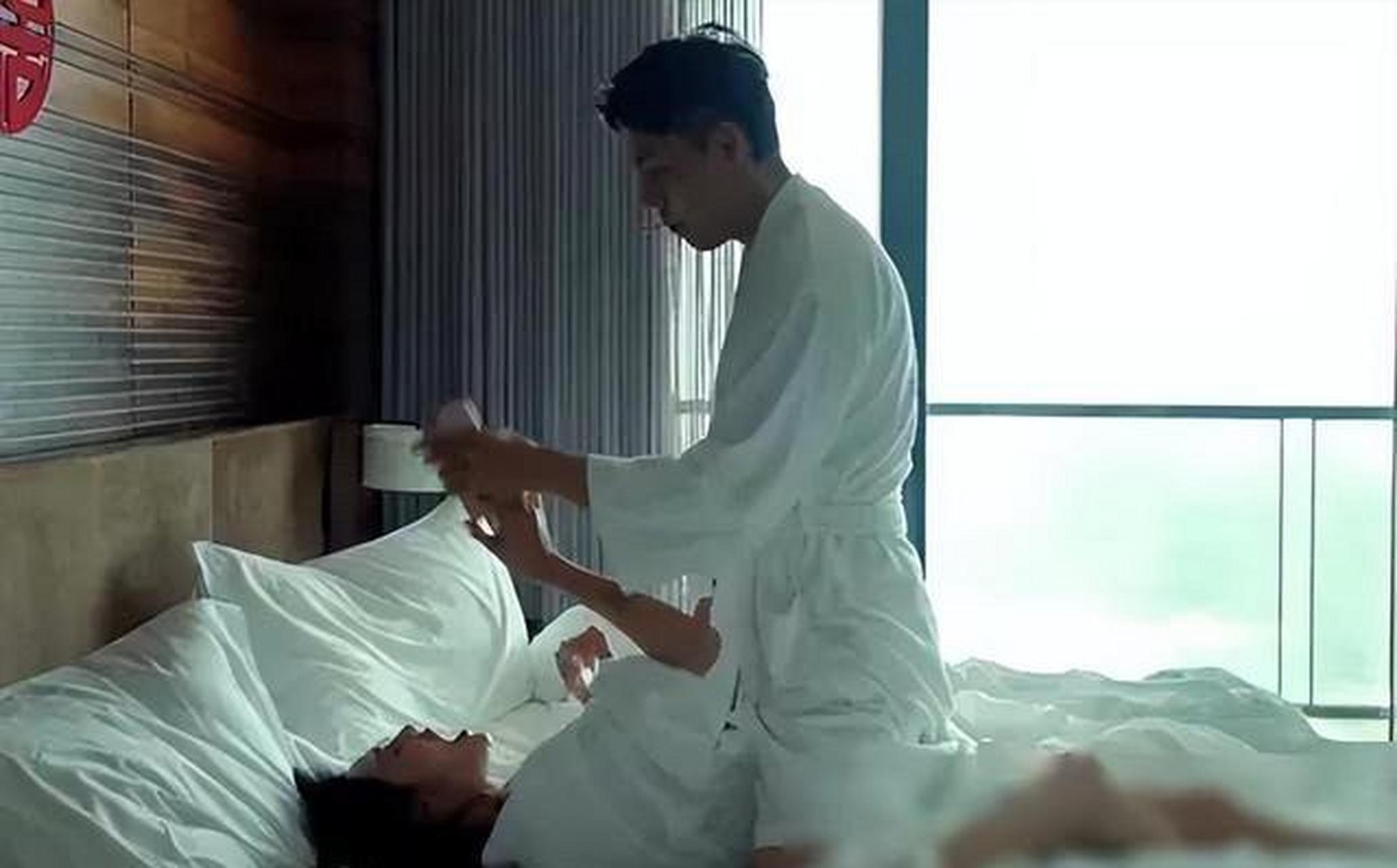 下的暗流:性别展现与女性力量的崛起[原文:于和伟新片大尺度床戏引争