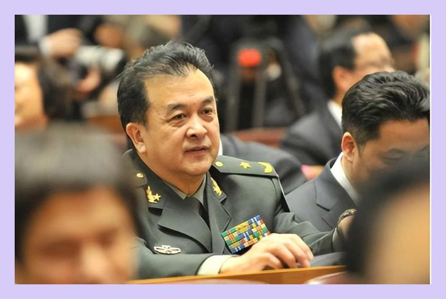 八一电影制片厂厂长黄宏骤然退场后,时至今日,他的生活状况如何