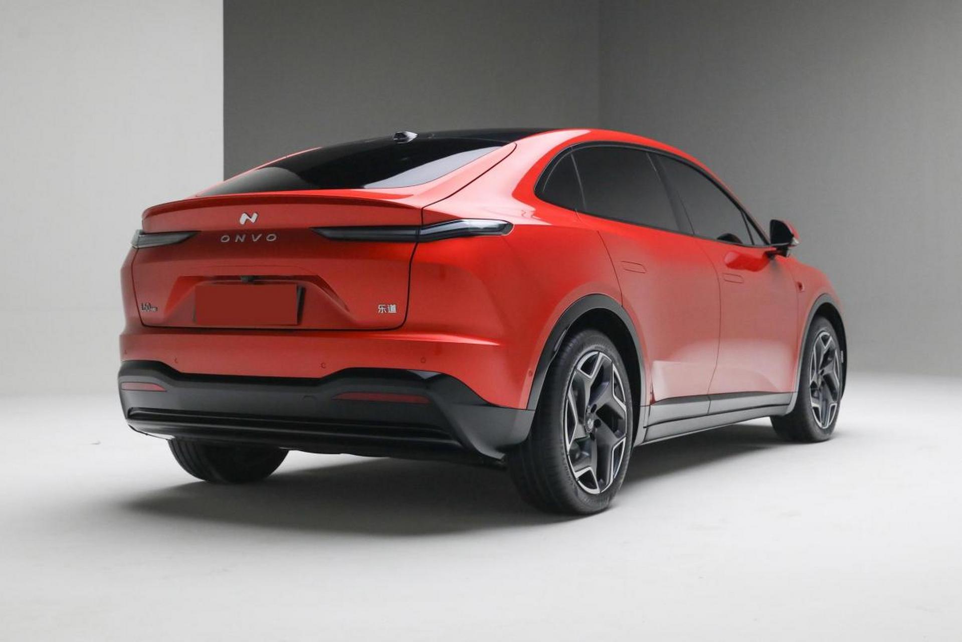 蔚来汽车推出乐道l60中型suv,外观个性化,内饰对标modely,提供舒适