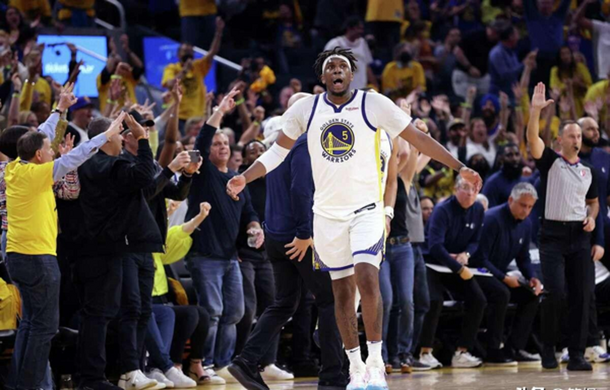 勇士队新秀崛起,老将鲁尼状态下滑,首发位置受威胁.