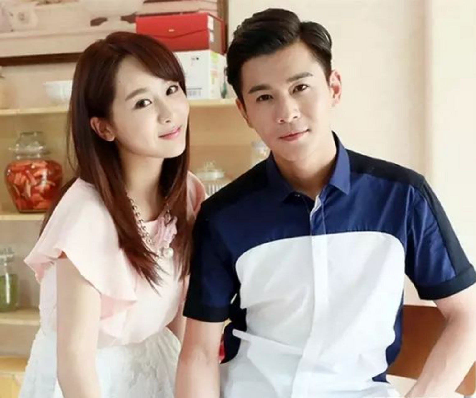 杨紫在《大嫁风尚》中饰演婚礼策划师夏燃,性格火爆敢爱敢恨,与男主角