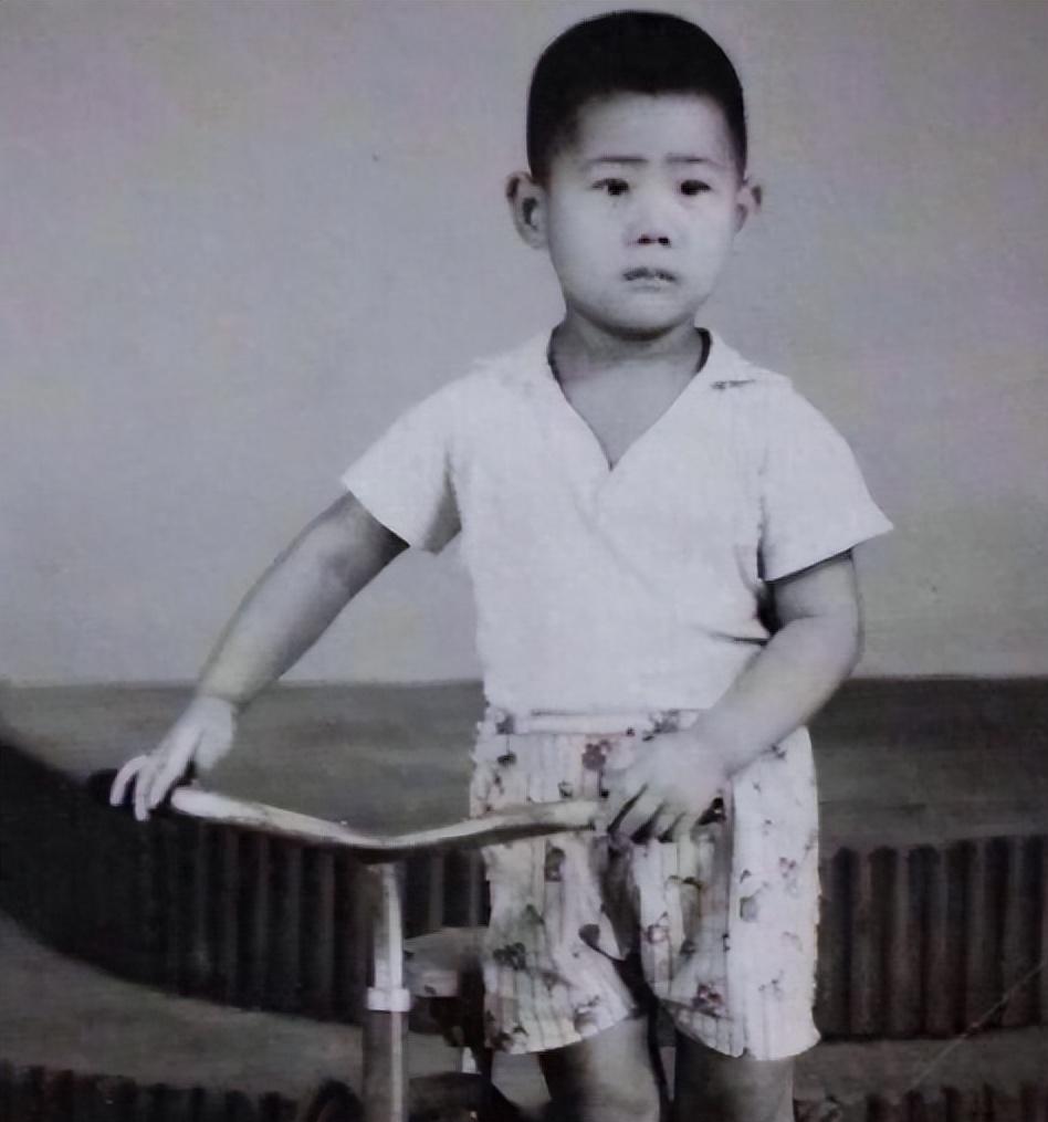 秦卫东:年轻时爱喝酒,中年患病,如今瘦到"脱相",他经历了啥