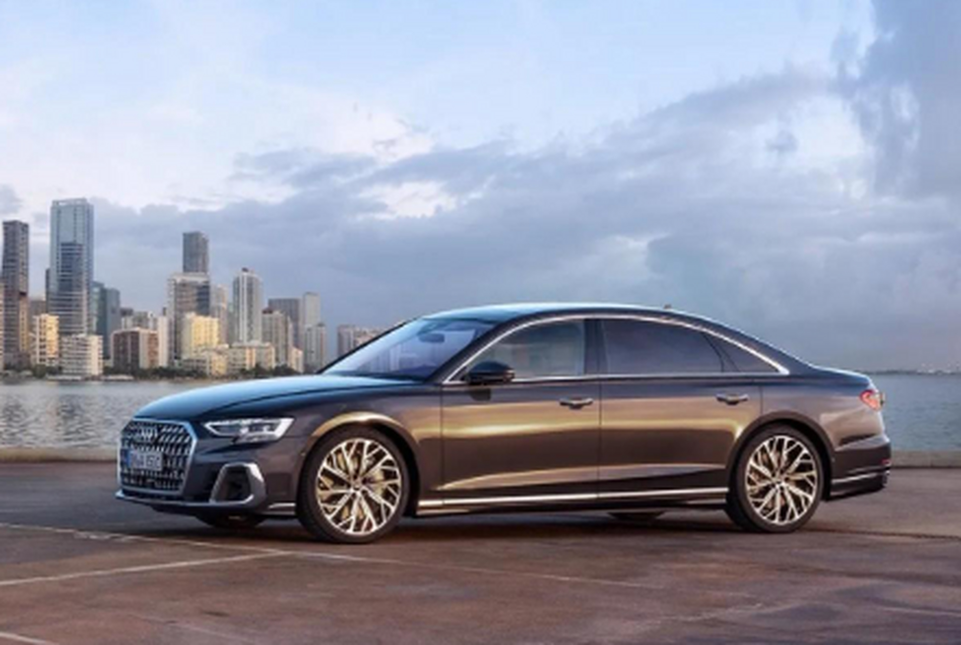 [原文:奥迪a8陷困境:价格跳水.