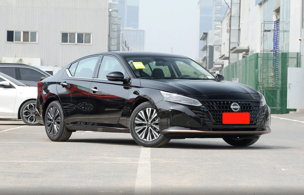 轴距2825mm,搭载2.0l cvt,日产天籁黑金版有哪些可取之处?