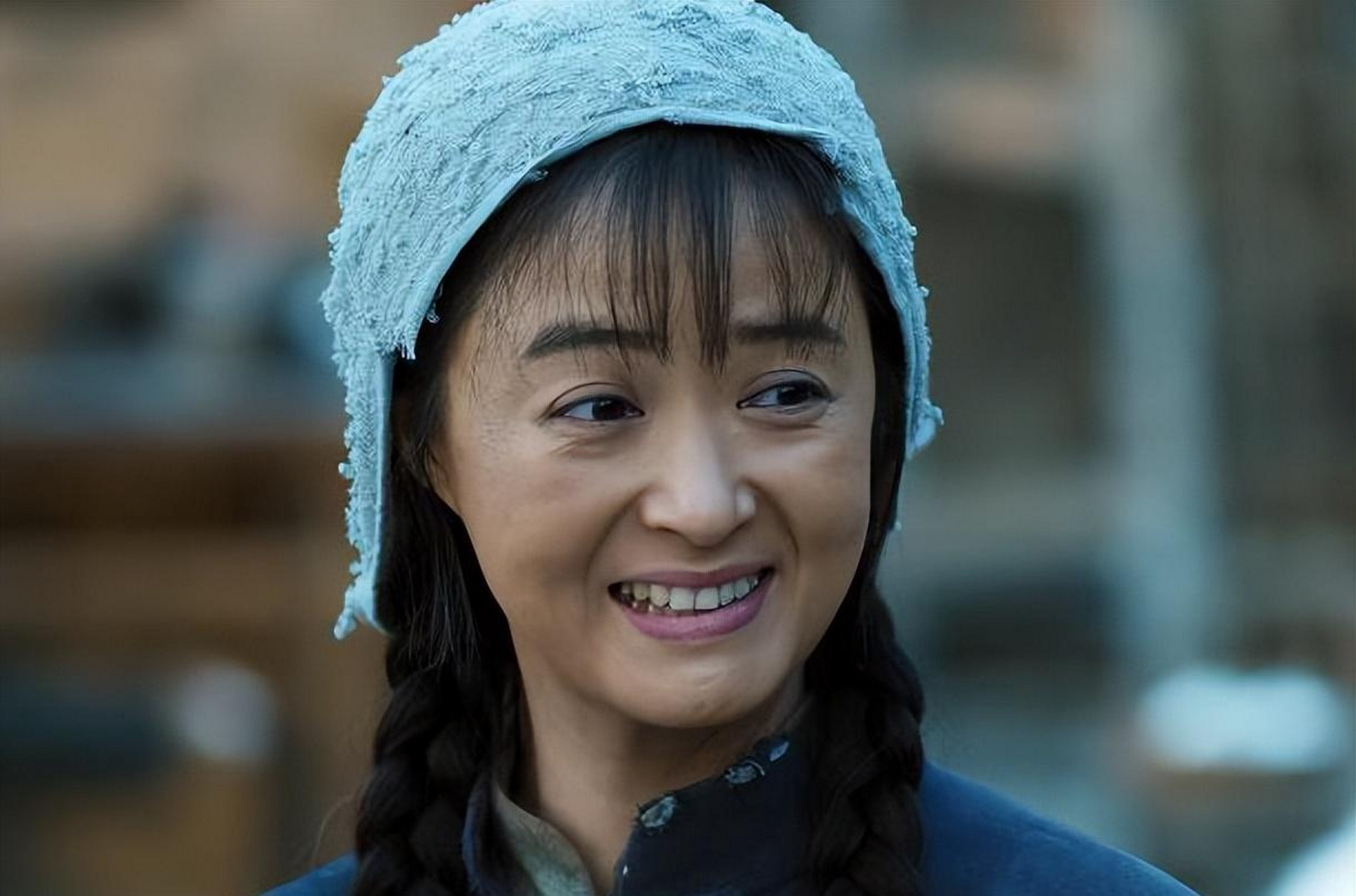 导演毛卫宁执导的新剧《潜渊》备受期待,拥有强大的演员阵容,包括