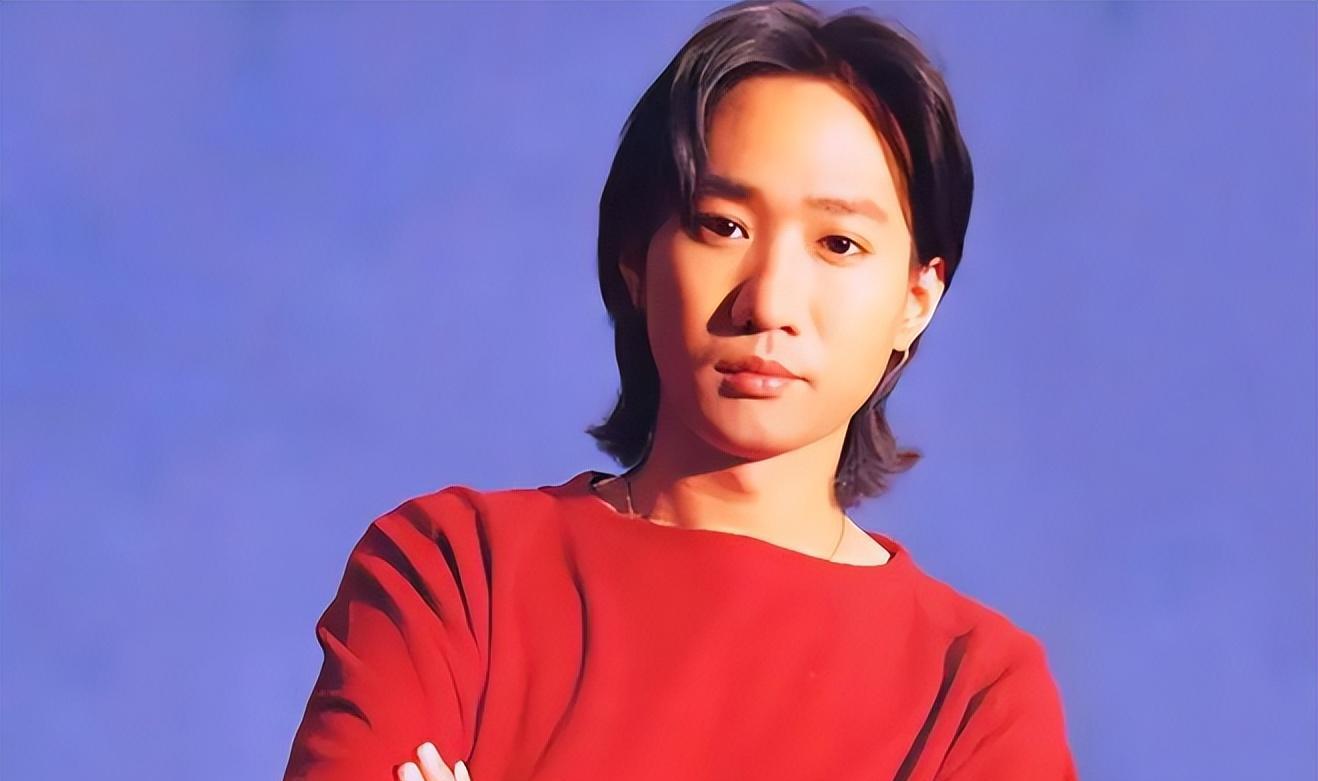 黄家驹墓碑被砸后续:beyond成员发声,凶手身份被扒,果然有情况